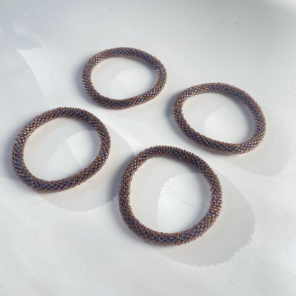 Lot Of 4 Sashka Co Glass-Beaded Roll-On Bracelet Multicolor Iridescent Beads - Picture 2 of 5